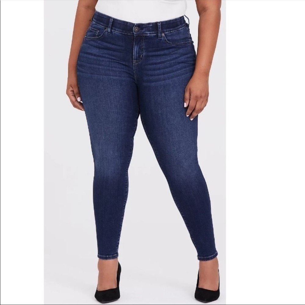 Torrid Bombshell premium skinny jeans